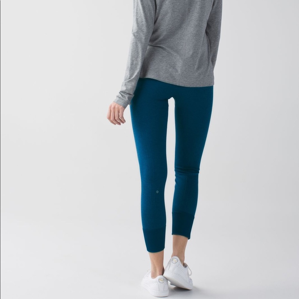 Lululemon Ebb to Street pant sz 10